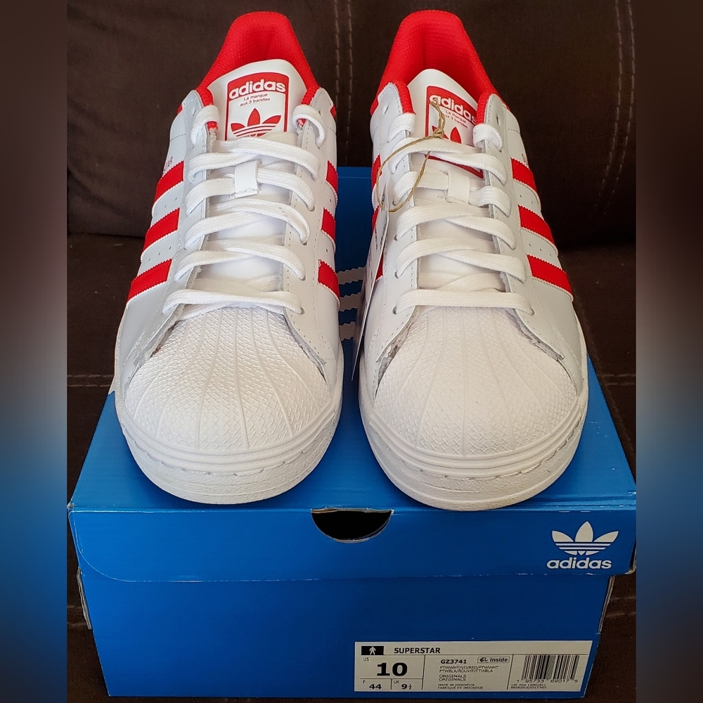 Adidas Superstar Sneakers